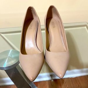 Michael Kors Nude Leather Heels